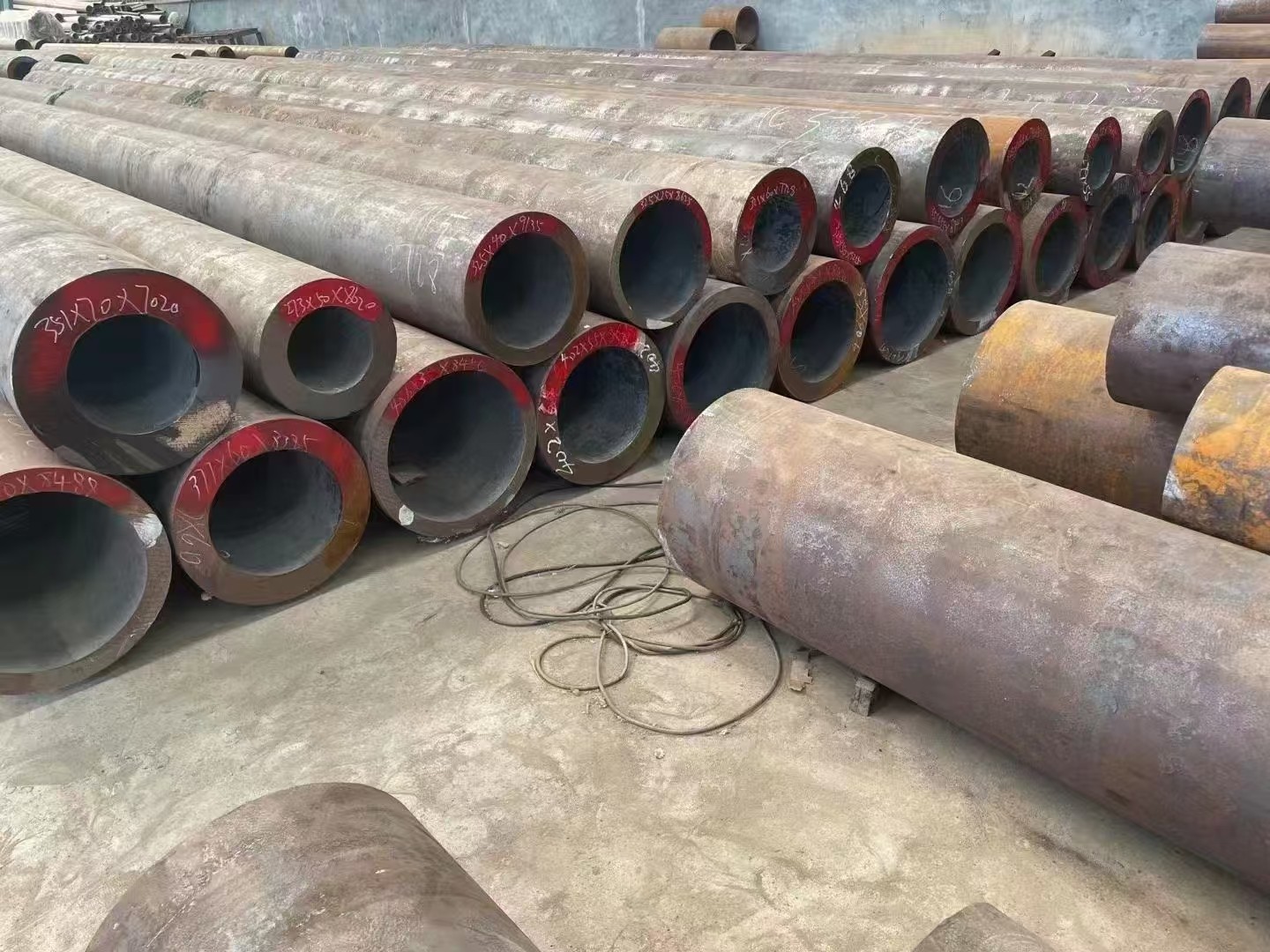 娄底市无缝钢管切割定尺切割加工薄壁无缝钢管 - 一站式服务